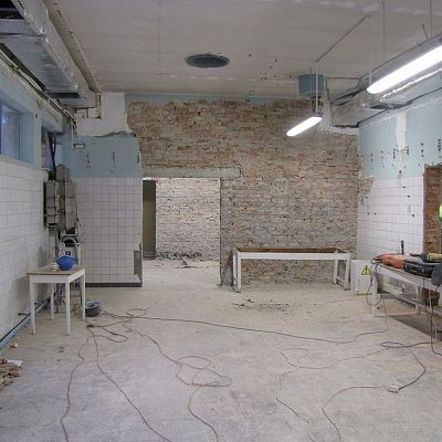 Rozpoczęto przebudowę budynku po byłej pralni na potrzeby Działu Fizjoterapii