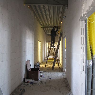 Prace modernizacyjne i roboty budowlane w ramach projektu Geriatrii i Fizjoterapii są kontynuowane