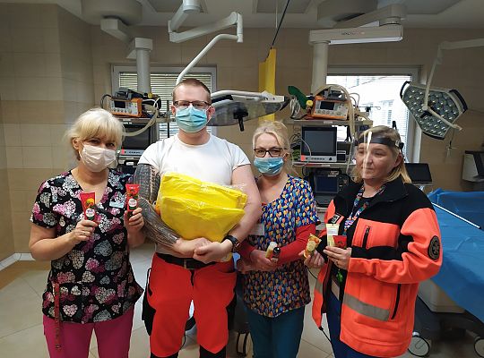 Pomoc od mieszkańców i lokalnych firm