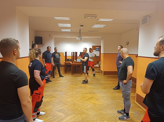 Szkolenie z samoobrony dla ratowników medycznych