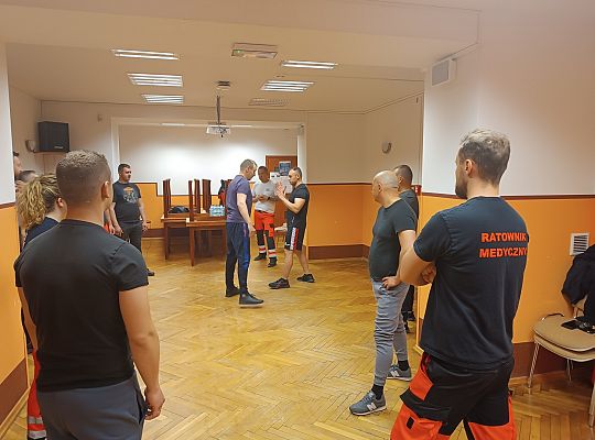Szkolenie z samoobrony dla ratowników medycznych
