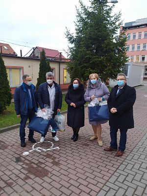 Mikołaje z wizytą w Szpitalu